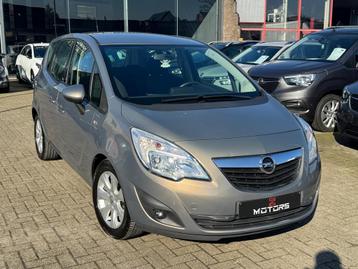 Opel Meriva // Benzine // Automaat beschikbaar voor biedingen