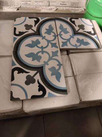 portugese cementtegels beschikbaar voor biedingen