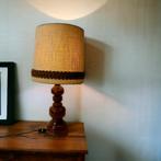 Vintage houten tafellamp jaren 70 / brutalist stijl, Huis en Inrichting, Lampen | Tafellampen, Gebruikt, Ophalen of Verzenden