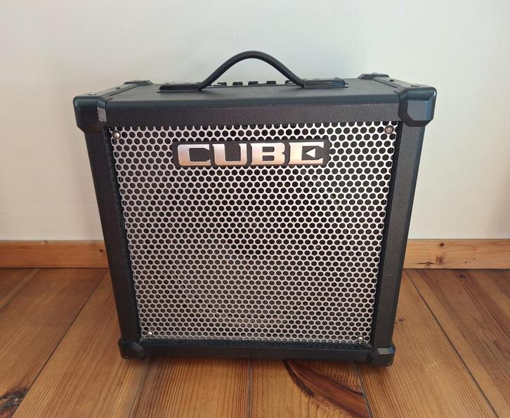 Roland Cube 80GX, Muziek en Instrumenten, Versterkers | Bas en Gitaar, Zo goed als nieuw, Gitaar, 50 tot 100 watt, Ophalen