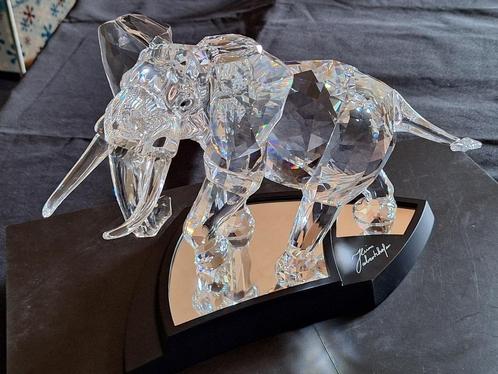 Swarovski Elephant Limited Edition 9100 000 034, Verzamelen, Swarovski, Zo goed als nieuw, Figuurtje, Ophalen of Verzenden