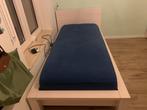 Eenpersoons bed, Huis en Inrichting, Slaapkamer | Bedden, Ophalen, 200 cm, Hout, 100 cm