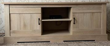 Tv-meubel uit Vlaamse eik – Cottage stijl beschikbaar voor biedingen