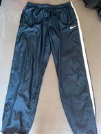 Nike broek ( zwart ) ( Maat M ), Caravans en Kamperen, Regenkleding, Ophalen of Verzenden, Zo goed als nieuw, Regenbroek, Heren