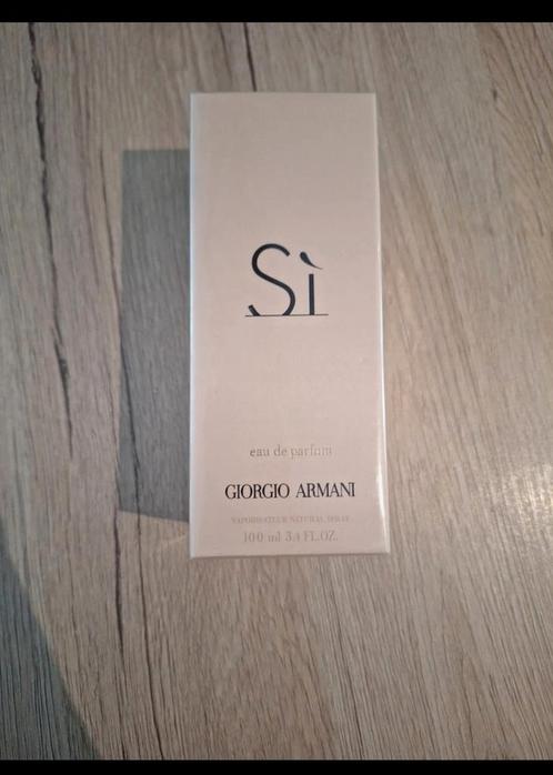 Giorgio Armani Sì 100 ml, Handtassen en Accessoires, Uiterlijk | Parfum, Nieuw, Ophalen of Verzenden