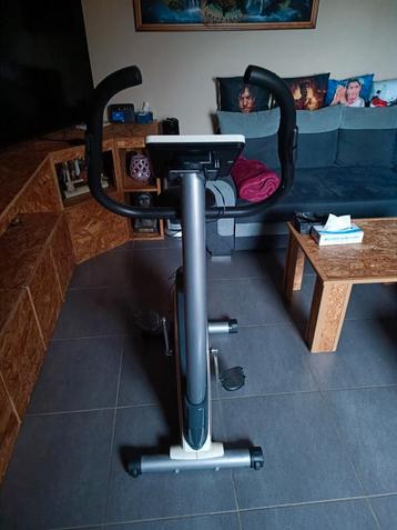 Vélo d'intérieur  beschikbaar voor biedingen