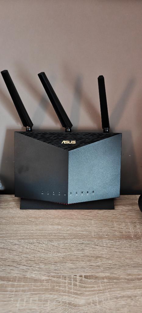 Asus RT-AX86u Mesh Router, Computers en Software, Routers en Modems, Zo goed als nieuw, Router, Ophalen of Verzenden