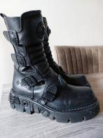 Gothic leather boots New Rock maat 40, Kleding | Dames, Schoenen, Ophalen of Verzenden, Hoge laarzen, Zo goed als nieuw, Zwart