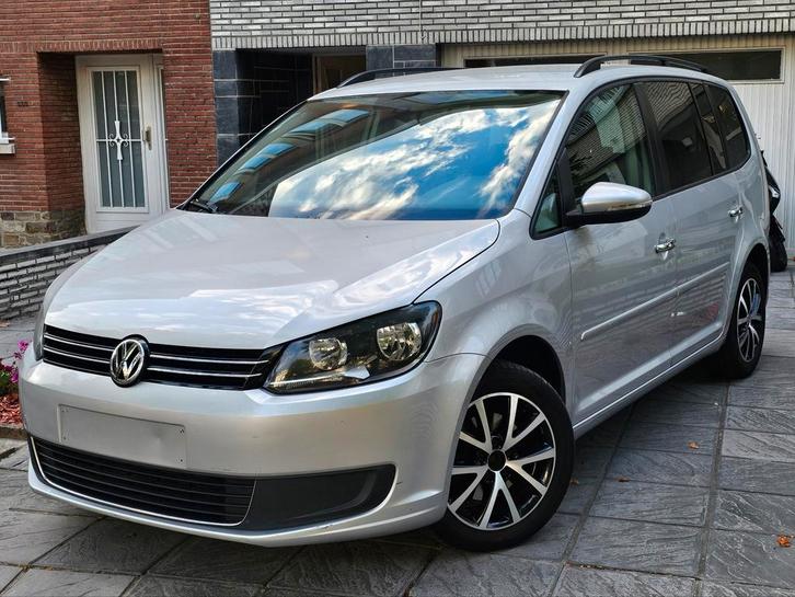 VW Touran Confortline 1.4 TSI"essence ️" 7 places" LEZ"2030, Autos, Volkswagen, Entreprise, Touran, ABS, Caméra de recul, Airbags