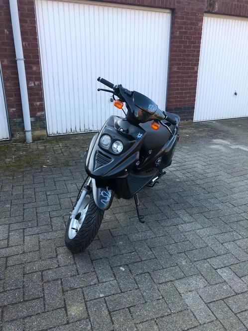 TGB 101 B klasse 2takt 50cc, Fietsen en Brommers, Brommers | Overige merken, Gebruikt, Klasse B (45 km/u), Ophalen