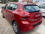 Dacia Sandero 1.0 benzine van 07/2024 met amper 3000km!, Auto's, Dacia, Voorwielaandrijving, Testrit aan huis, Stof, Bedrijf