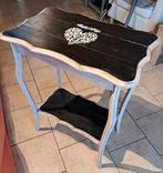 Table d'appoint en bois. D'occasion., Ophalen