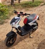 Yamaha slider/mbk stunt complete kuip, Fietsen en Brommers, Ophalen, Elektrisch