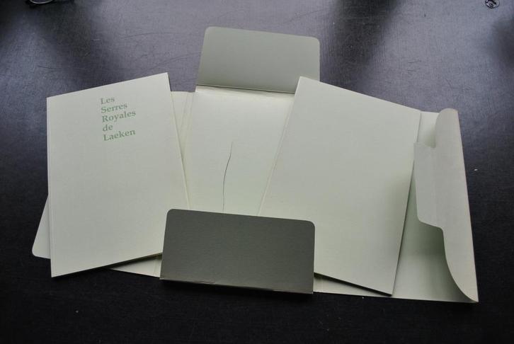 Les serres royales de Laeken + 8 planches de Margot Weemaes, Boeken, Geschiedenis | Nationaal, Gelezen, Ophalen of Verzenden