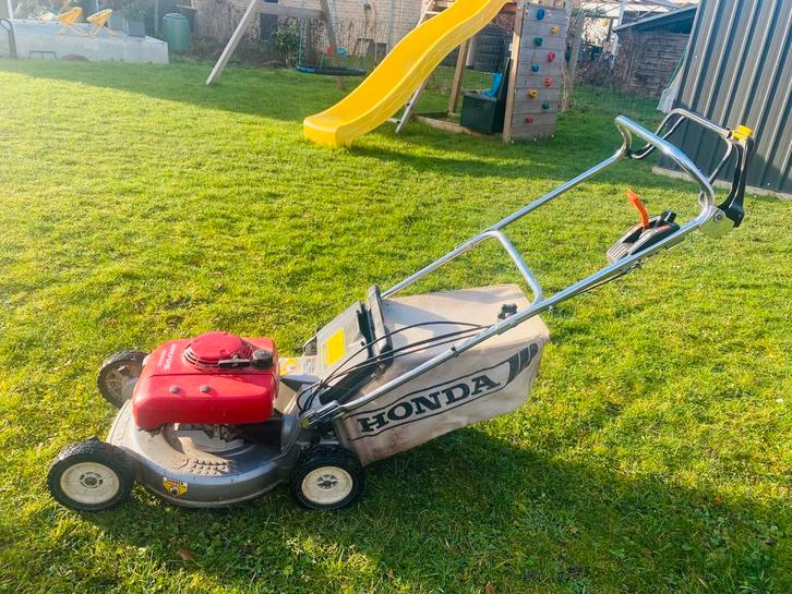 Grasmaaier Honda, Tuin en Terras, Grasmaaiers, Zo goed als nieuw, Ophalen