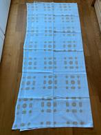 Vintage tafelkleed 180 x 155, Huis en Inrichting, Tafelkleden, Ophalen, Gebruikt, Rechthoek, Binnen