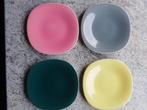 'vintage BOCH'-borden in verschillende kleuren, Huis en Inrichting, Keuken | Servies