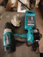 Perceuse-visseuse sans fil Makita avec 2 batteries et charge, Enlèvement ou Envoi, Utilisé