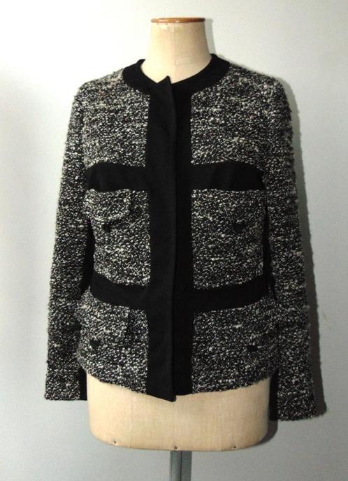 Gianfranco Ferre boucle jasje maat 40, Kleding | Dames, Jasjes, Kostuums en Pakken, Jasje, Maat 38/40 (M), Ophalen of Verzenden