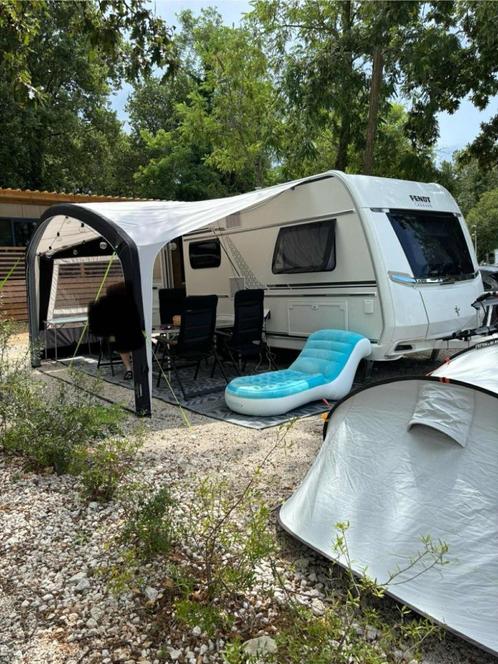 Fendt Bianco 515 skm, Caravans en Kamperen, Caravans, Particulier, tot en met 5, Fendt, Stapelbed, Vast bed, Fietsenrek, Hordeur