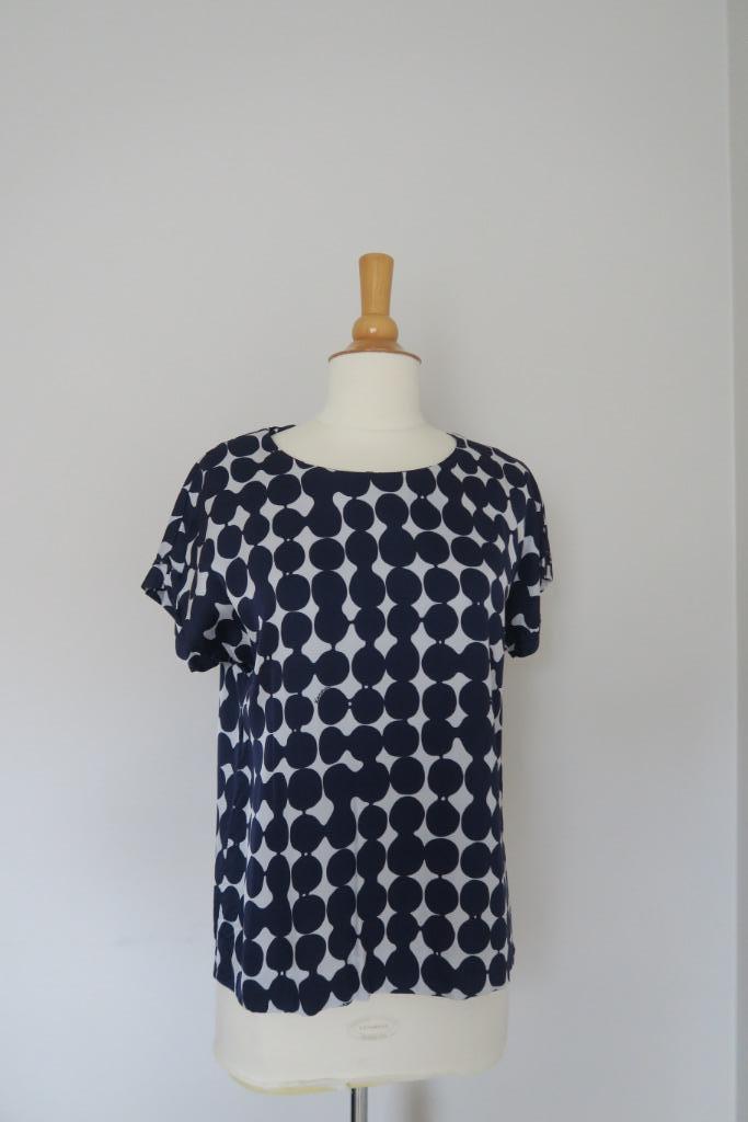 Blauw/wit blousje- Xandres - M 34, Kleding | Dames, Blouses en Tunieken, Zo goed als nieuw, Maat 34 (XS) of kleiner, Blauw, Ophalen of Verzenden