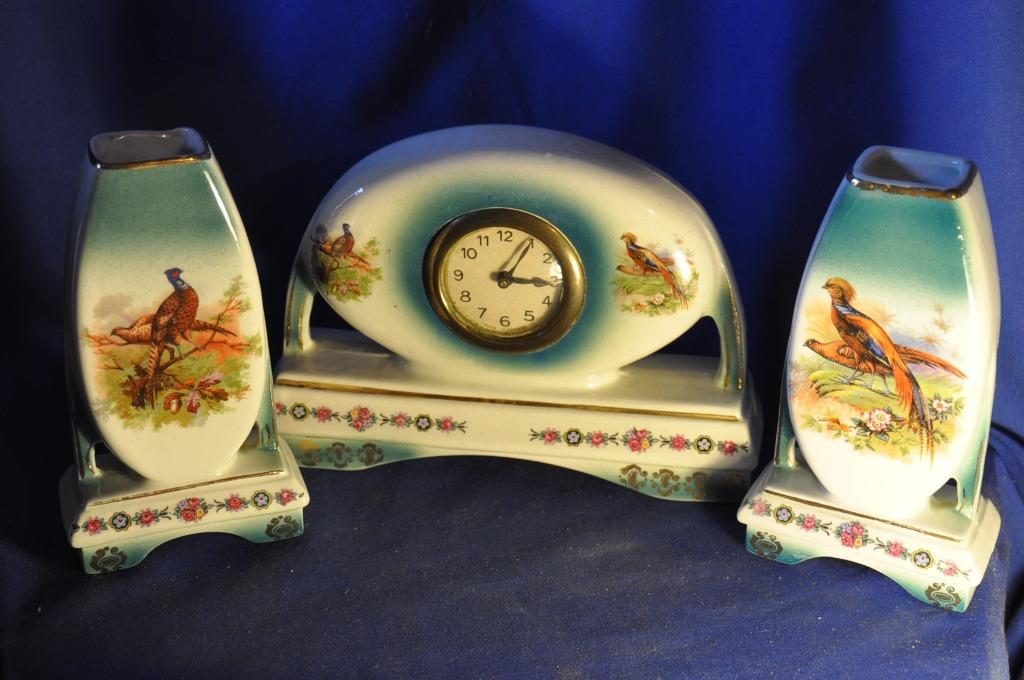 horloge en faïence 3 pièces majolique wasmuel, Enlèvement ou Envoi