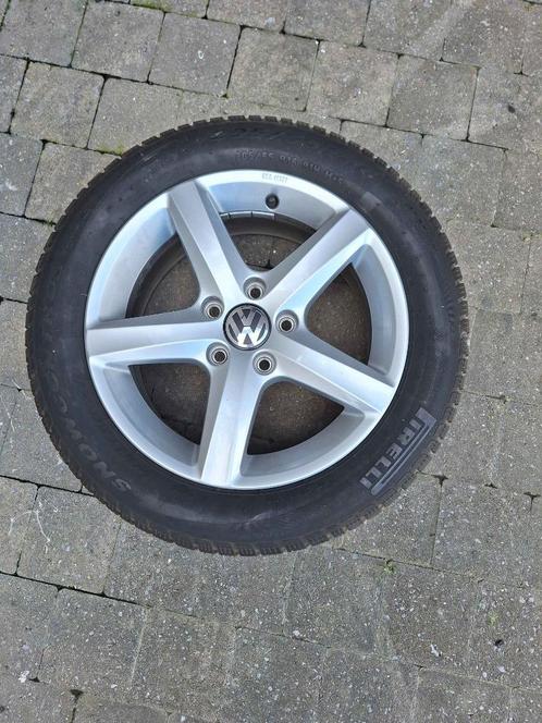 Lot de 4 jantes Volkswagen | Pneu hiver, Autos : Pièces & Accessoires, Pneus & Jantes, Jante(s), Pneus hiver, 16 pouces, 205 mm