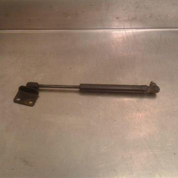 VERIN A GAZ AVANT GAUCHE SsangYong Rexton (01-2002/04-2013), Utilisé, SsangYong