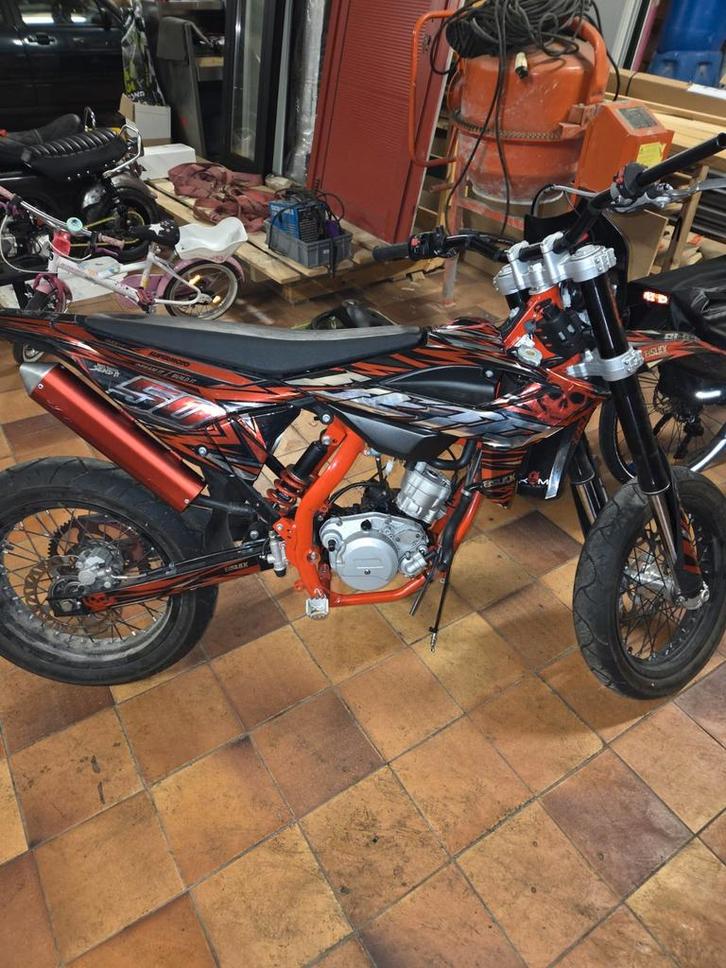 Beta rr 50 track kappenset, Fietsen en Brommers, Brommers | Derbi, Ophalen