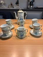 Oud servies. ( met druiven), Ophalen of Verzenden