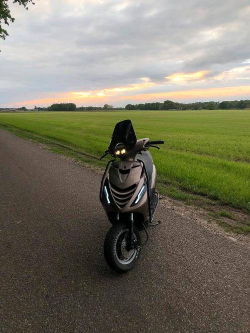 Piagio zip 50cc 4t, Fietsen en Brommers, Brommeronderdelen | Scooters, Zo goed als nieuw, Ophalen of Verzenden