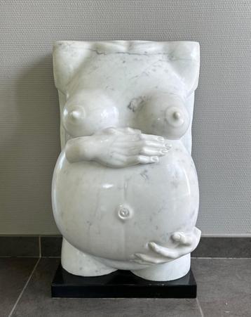Marmer beeld - Wilfried Jacops 1987 beschikbaar voor biedingen