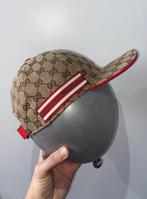 Casquette Gucci , sacoche , basket , lunette, Neuf