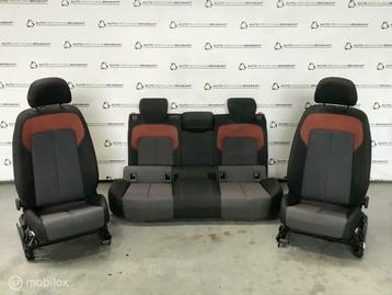 Interieur Audi Q2 Bijrijdersstoel Achterbank beschikbaar voor biedingen