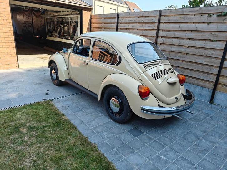 Volkswagen 1303S, Auto's, Oldtimers, Bedrijf, Volkswagen, Benzine, 2 deurs, Handgeschakeld, Beige, Zwart, Kunstmatig leder, Achterwielaandrijving