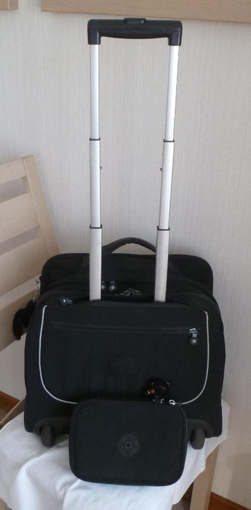 Kipling Trolley zwart 2 wielen + grote pennenzak + apen, Handtassen en Accessoires, Tassen | Schooltassen, Gebruikt, Aktetas of Boekentas