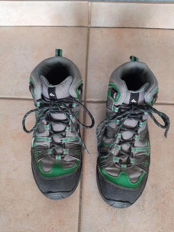 Wandelschoenen, maat 35 . beschikbaar voor biedingen