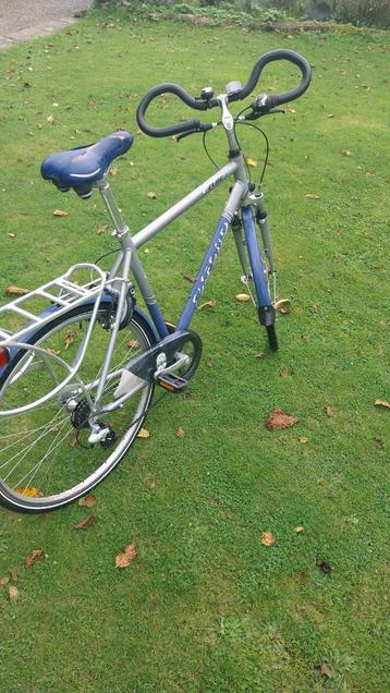 Sportieve Oxford herenfiets beschikbaar voor biedingen