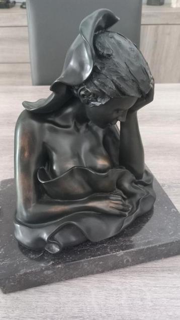 Prachtig kunstbeeld ( zie omschrijving ) beschikbaar voor biedingen