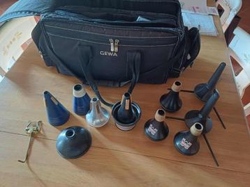 Accessoires voor trompet beschikbaar voor biedingen