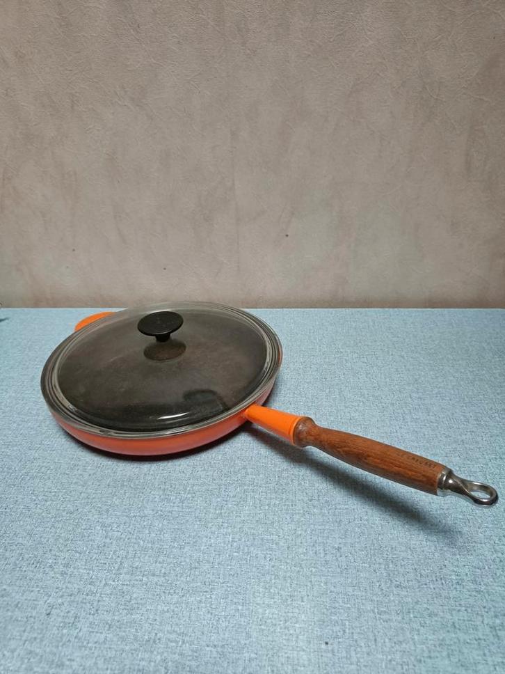 Le Creuset gietijzeren braadpan met deksel, Huis en Inrichting, Keuken | Potten en Pannen, Gebruikt, Gietijzer, Ophalen of Verzenden