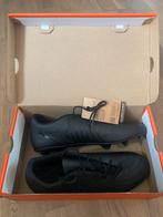Chaussure foot Nike noire, Sport en Fitness, Voetbal, Ophalen, Nieuw, Schoenen