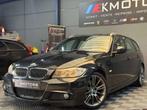BMW 3 Serie 318 //PACK M //BLACK // NAVIGATION//JANTES //CRU, Auto's, 100 kW, Euro 5, https://public.car-pass.be/vhr/7a1c38c8-9de2-415c-9be2-b420597b34c1