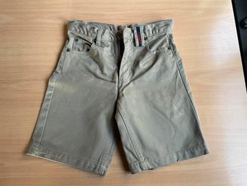 Chiro korte broek maat 12 beschikbaar voor biedingen