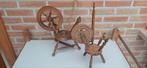 Set van 2 spinnewielen in hout 5€ voor de 2 samen, Hobby en Vrije tijd, Spinnewielen en Spinnen, Ophalen