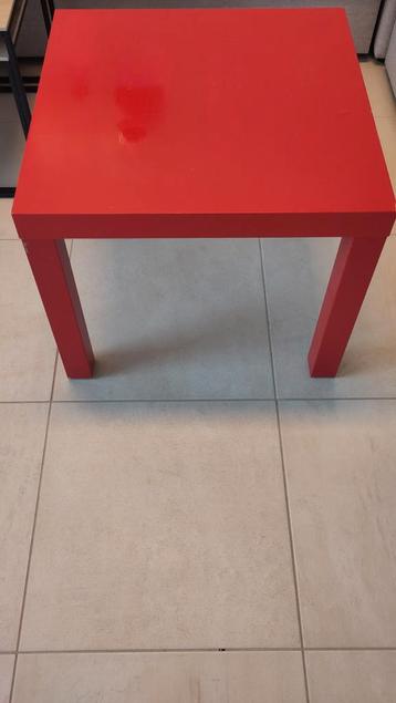 Ikea Lack tafel beschikbaar voor biedingen