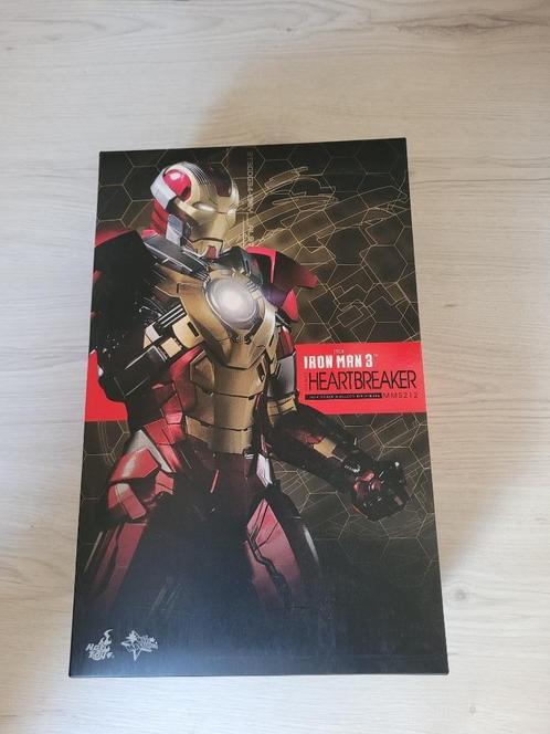 Hot Toys Iron Man 3 Heartbreaker, Collections, Statues & Figurines, Neuf, Fantasy, Enlèvement