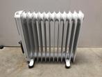 (102) Perfect wekende verwarming toestel olieradiator, Ophalen, Zo goed als nieuw