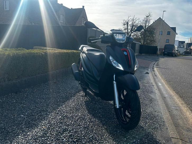 Piaggio Medley S 125, Motoren, Motoren | Piaggio, Bedrijf, Scooter, 11 kW of minder, 1 cilinder, Minimaal motorrijbewijs A1, ABS