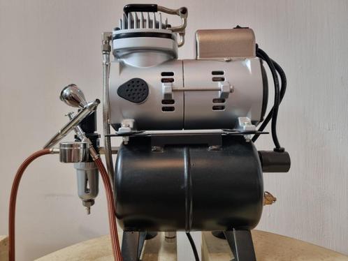 SPARMAX Complete Airbrush set ! 50% KORTING, Hobby en Vrije tijd, Schilderen, Zo goed als nieuw, Airbrush en Accessoires, Ophalen of Verzenden